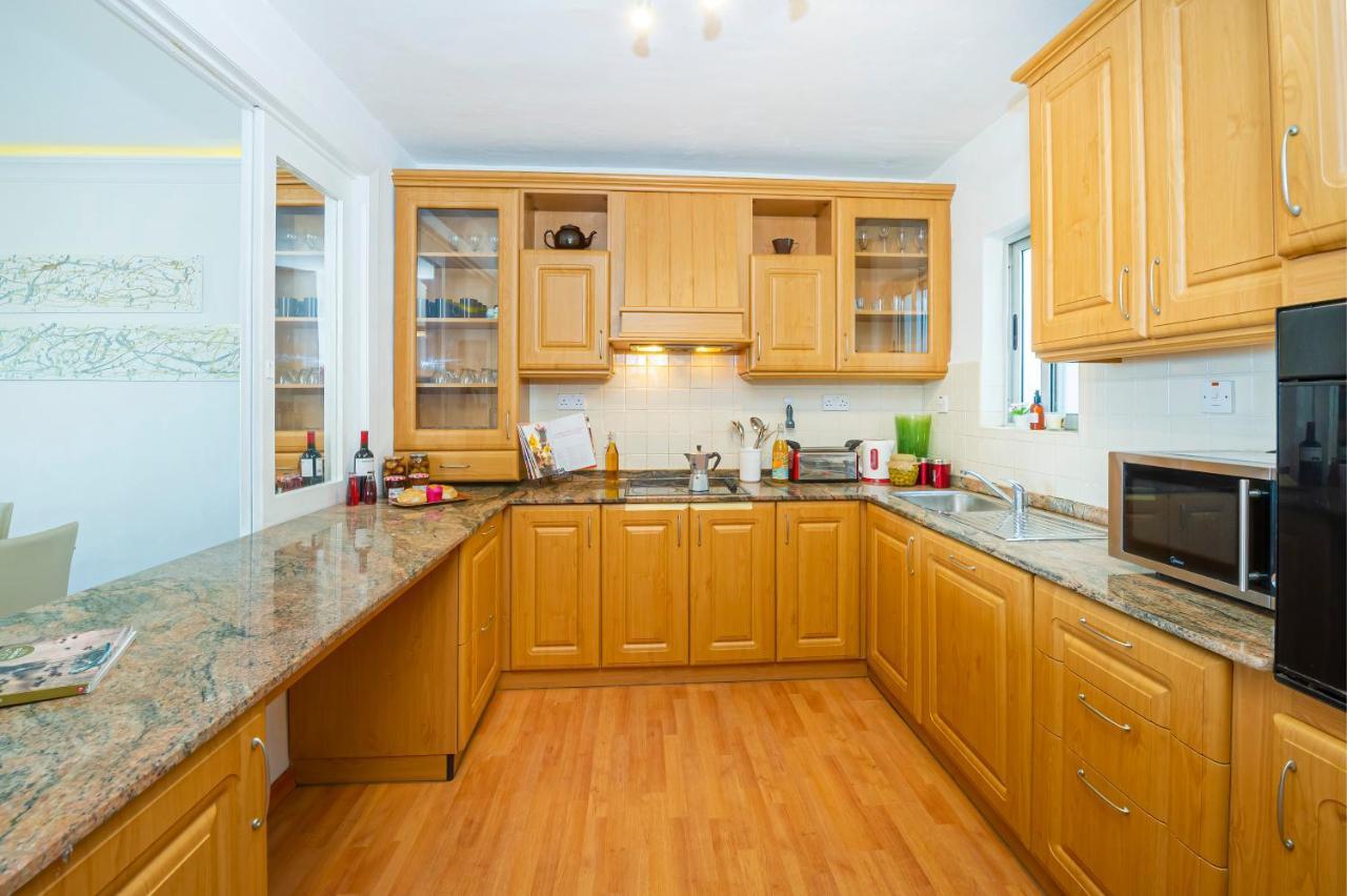 Spinola Bay Top Floor Seafront 3 Bedroom Apartment With Panoramic Sea Views - By Getawaysmalta San Ġiljan Buitenkant foto