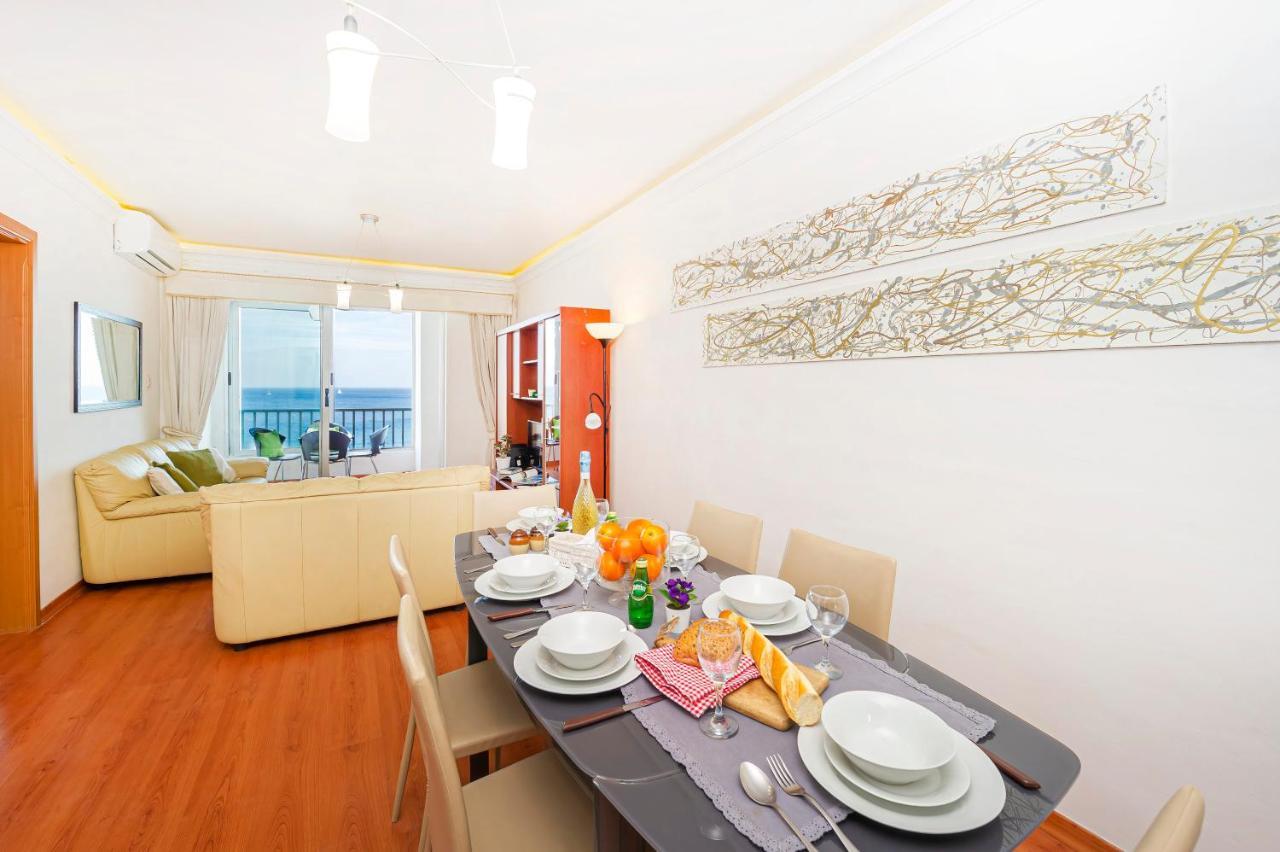 Spinola Bay Top Floor Seafront 3 Bedroom Apartment With Panoramic Sea Views - By Getawaysmalta San Ġiljan Buitenkant foto